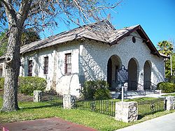 Newberry Hist Dist City Hall02
